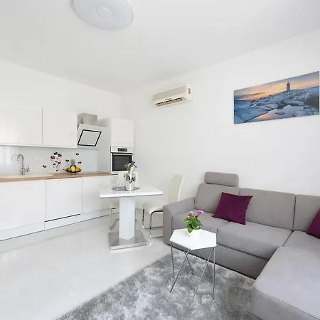Apartment Lant